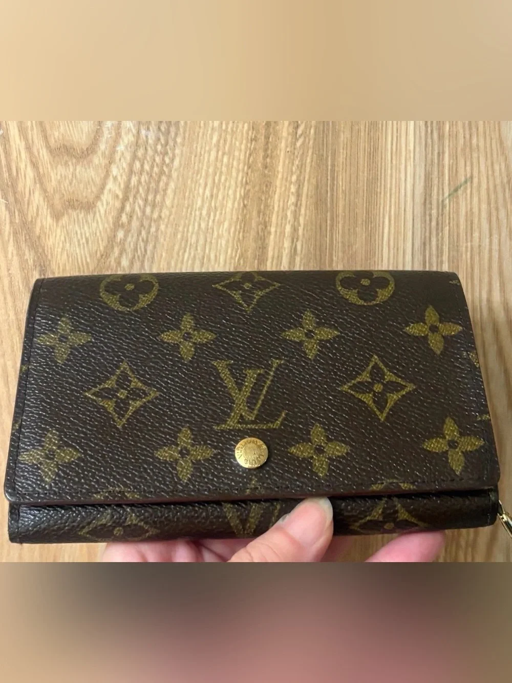 Auth Louis Vuitton Monogram Bifold zippy Wallet